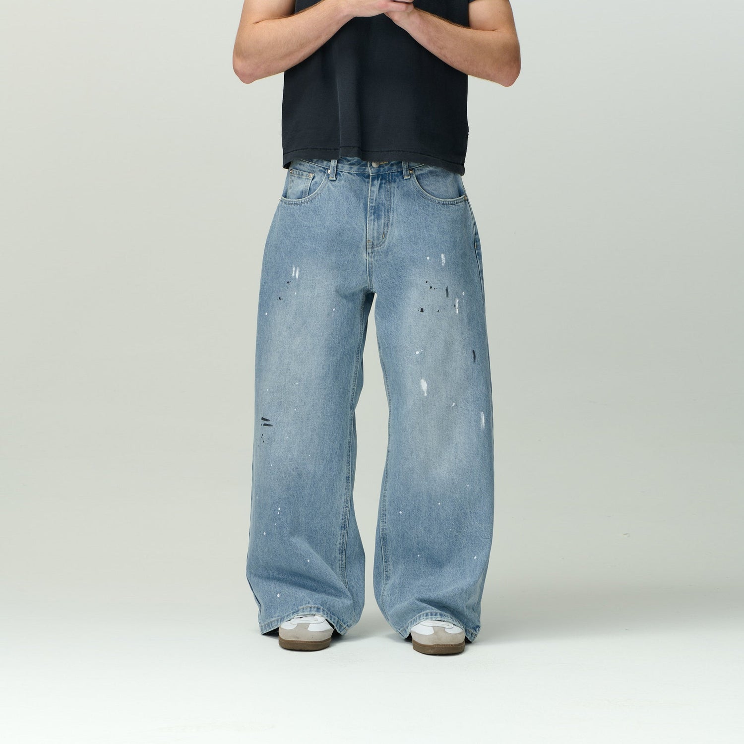 Minimalist Bareline Clothing design featuring simple, modern apparel